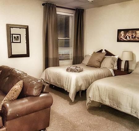 Cozy Little Apartment #11 By Amazing Property Rentals Gatineau Exteriör bild